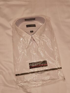 White Men’s Dress Shirt – Executive Poplin Style